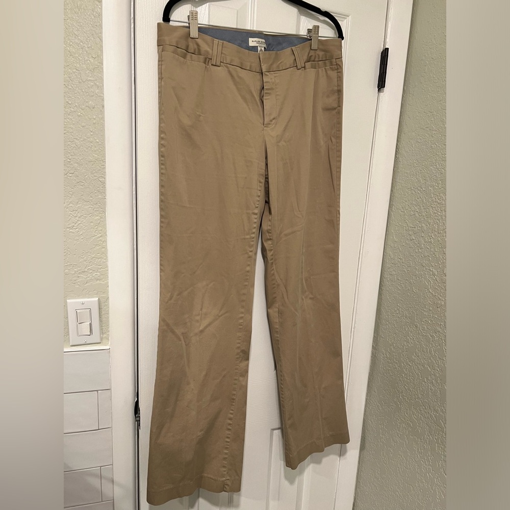 Banana Republic Trouser Style Logan Fit Pants in Khaki 12 Long / Tall
